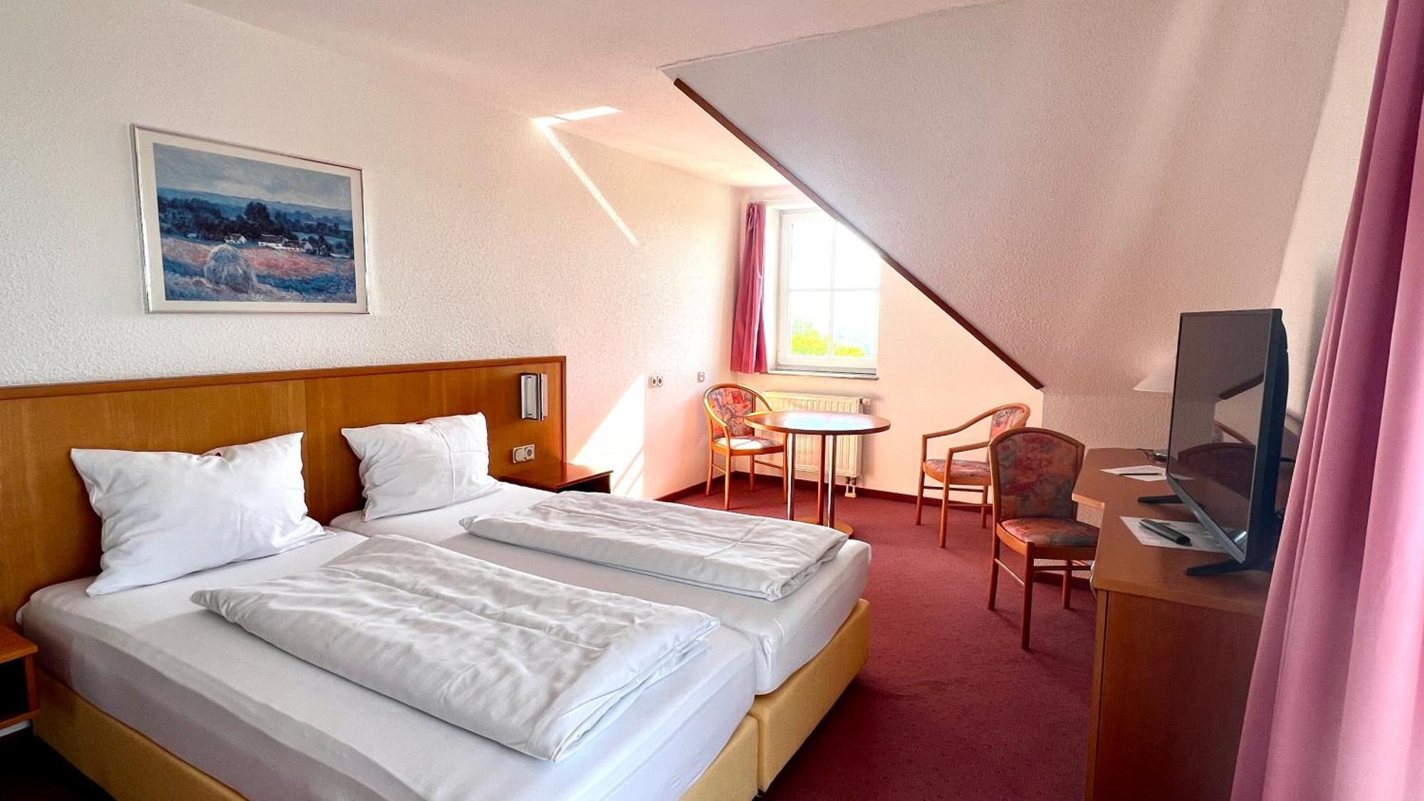 Hotel Siebeneichen Мейсен Экстерьер фото