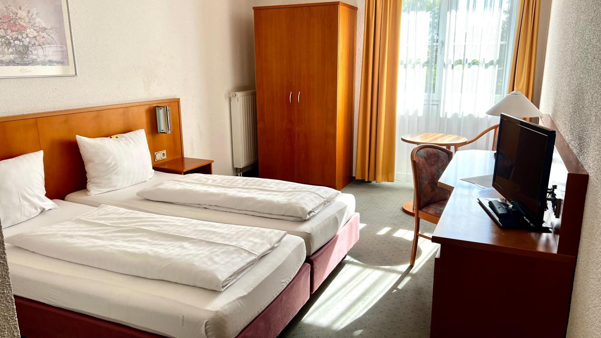 Hotel Siebeneichen Мейсен Экстерьер фото